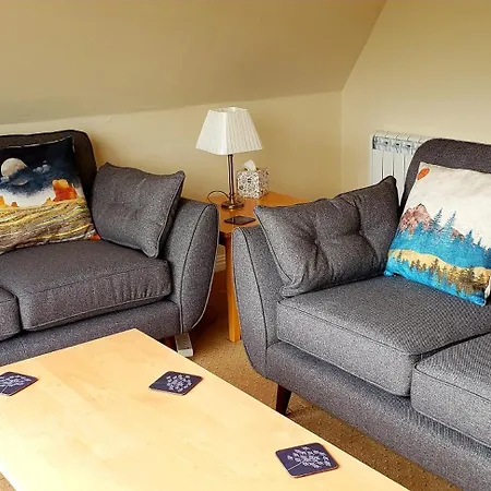 Highland Glen Lodges Rogart Exterior photo